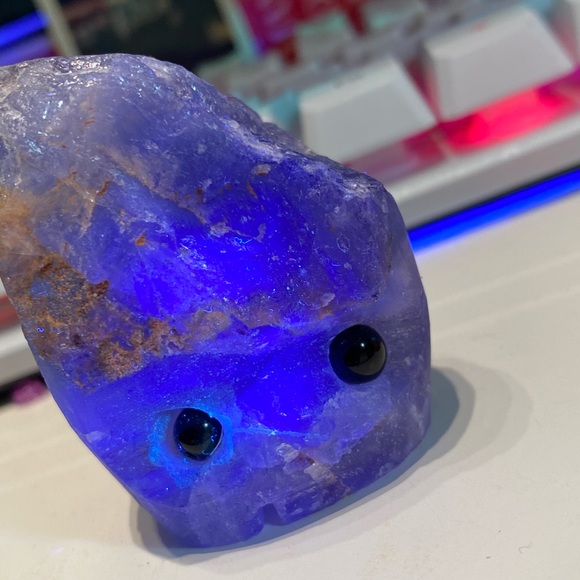 Natural rough freeform Flourite Crystal “Groot” - Picture 3 of 8